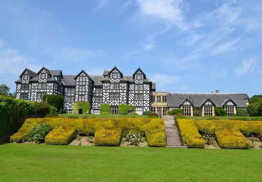 Gregynog Hall Hostal Tregynon Exterior foto